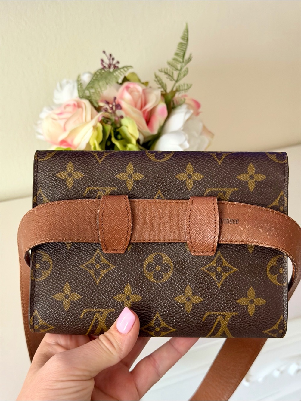 Authentic LOUIS VUITTON Monogram Arche belt bag/ fanny pack - Picture 8 of 16